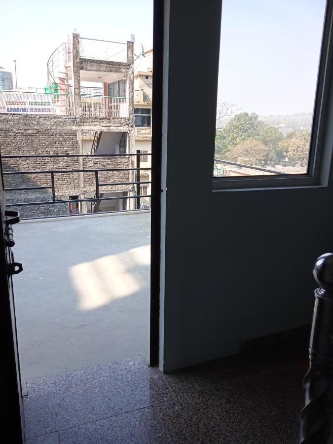 Triple1 Hostel & Homestay Rishīkesh 外观 照片